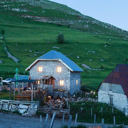Guesthouse Letnja Basta Gornji Lukomir Eksteriør billede