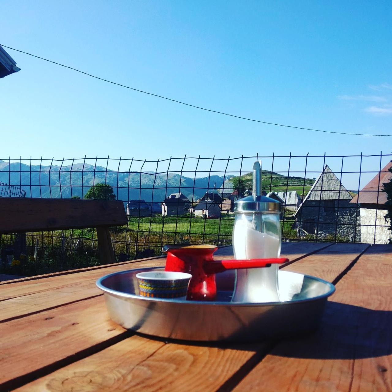 Guesthouse Letnja Basta Gornji Lukomir Eksteriør billede